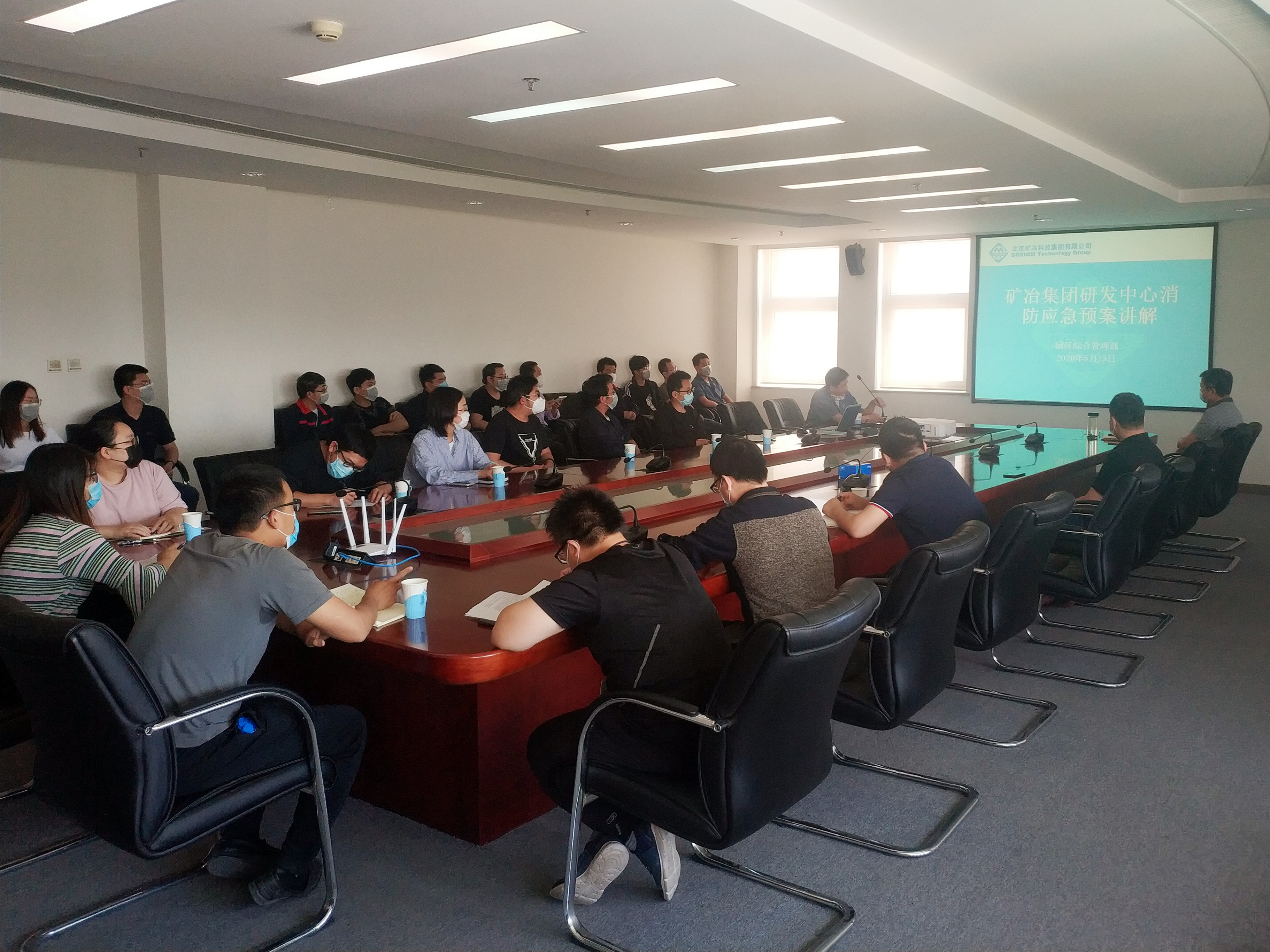 pg���d-pg���d�ٷ���-pg���d���b2025���°�V2.7.77-2265��׿�W(w��ng)