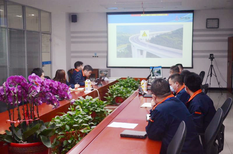 pg���d-pg���d�ٷ���-pg���d���b2025���°�V2.7.77-2265��׿�W(w��ng)